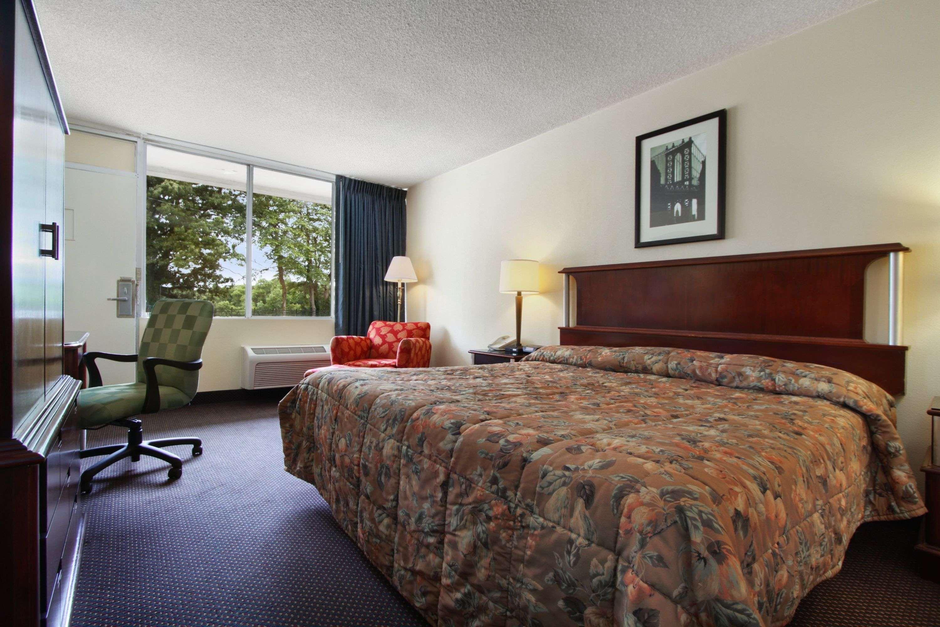 Super 8 By Wyndham Dover Exterior photo